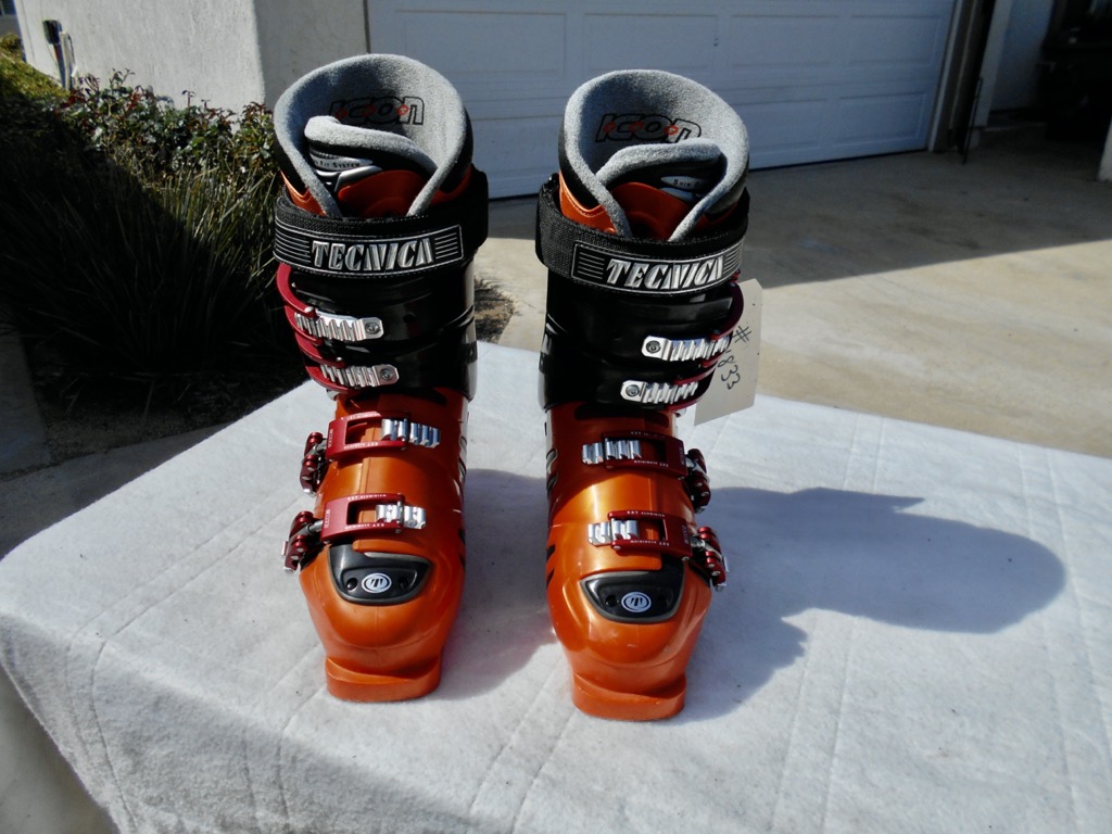 Tecnica TNT Icon Snow Ski Boots Size 6 